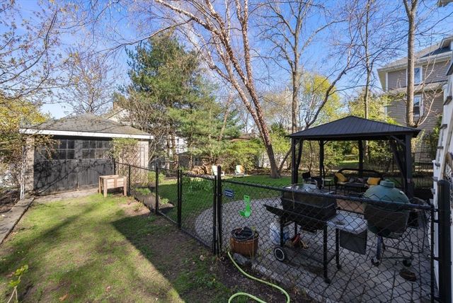 94 Grafton Ave, Milton, MA 02186