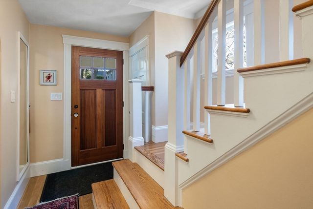 94 Grafton Ave, Milton, MA 02186