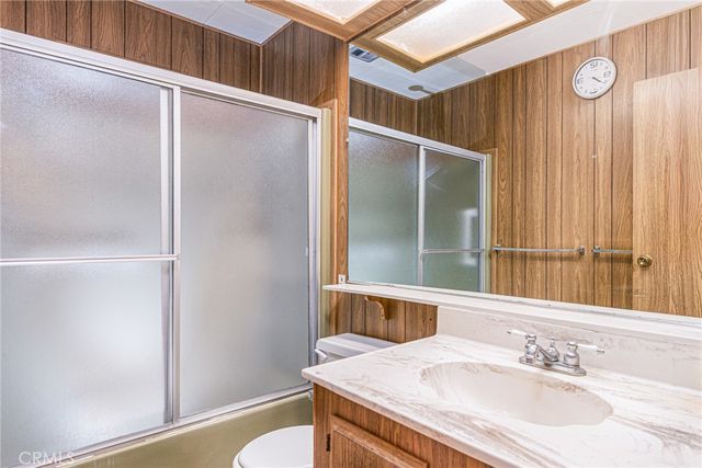 1255 W Johnston, Hemet, CA 92543