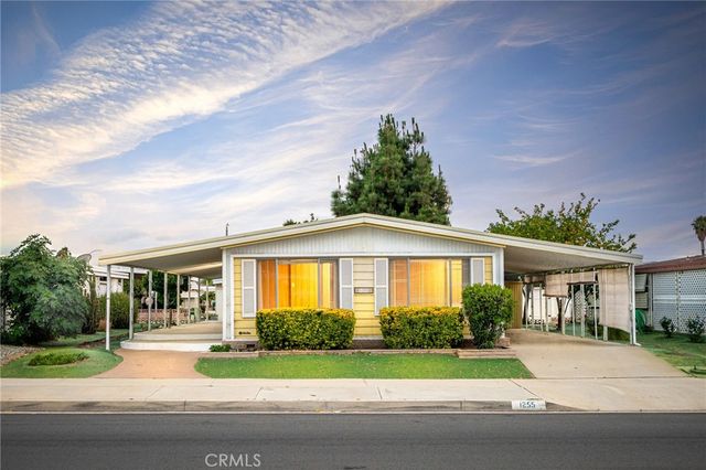 1255 W Johnston, Hemet, CA 92543