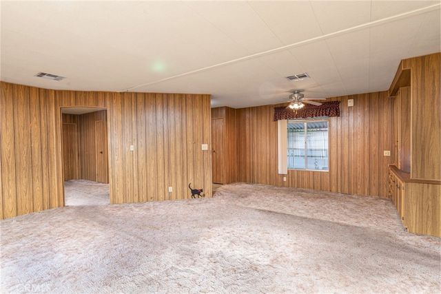 1255 W Johnston, Hemet, CA 92543
