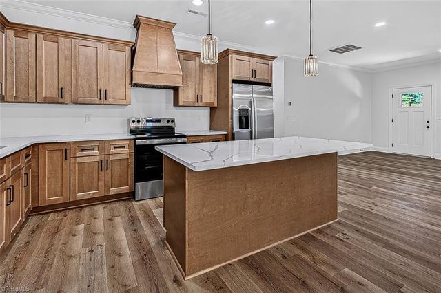 5079 Gardengate Road, Asheboro, NC 27205
