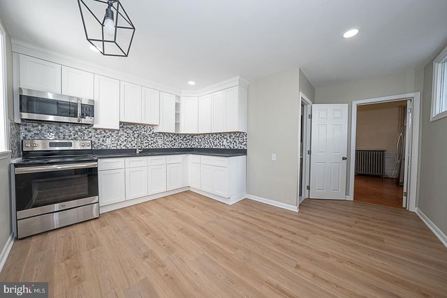 33 N MILLBOURNE AVE, Upper Darby, PA 19082