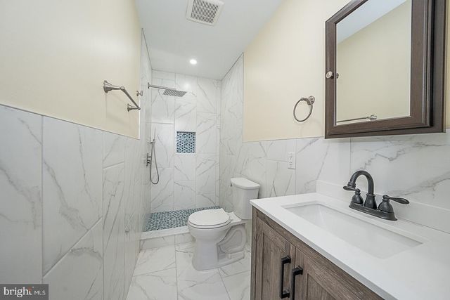 33 N MILLBOURNE AVE, Upper Darby, PA 19082
