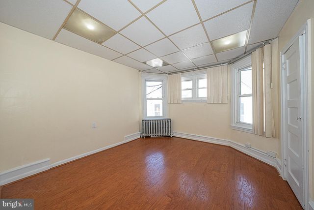 33 N MILLBOURNE AVE, Upper Darby, PA 19082
