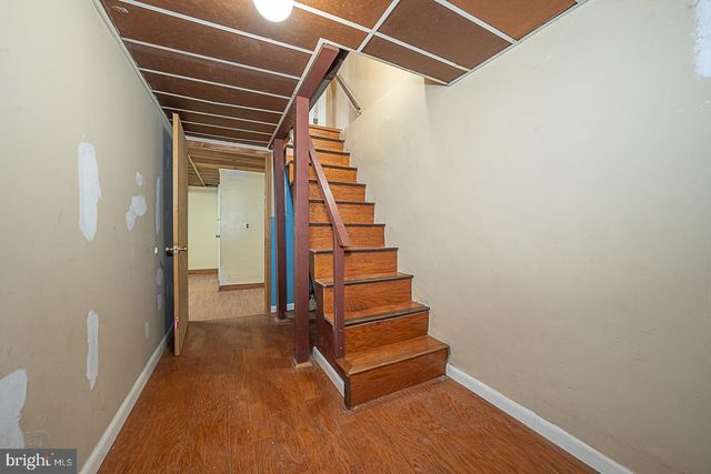 33 N MILLBOURNE AVE, Upper Darby, PA 19082