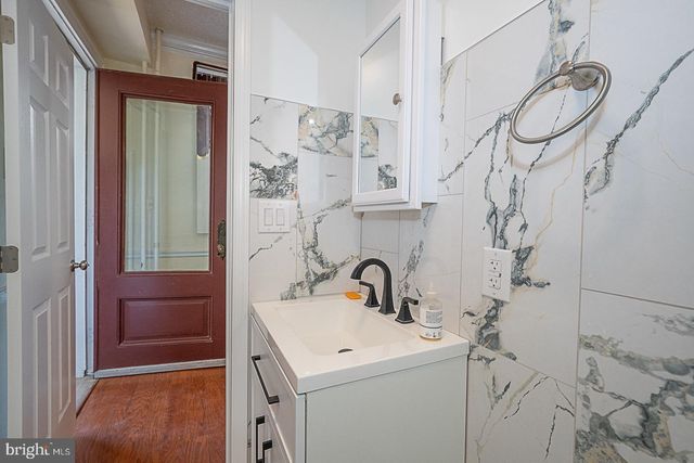 33 N MILLBOURNE AVE, Upper Darby, PA 19082