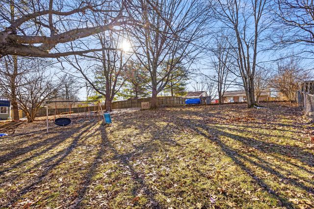 3400 Colonnade Drive, Lexington, KY 40515