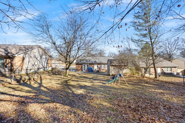 3400 Colonnade Drive, Lexington, KY 40515