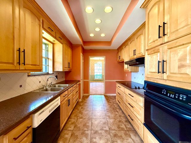 738 Bromley Dr, Baton Rouge, LA 70808