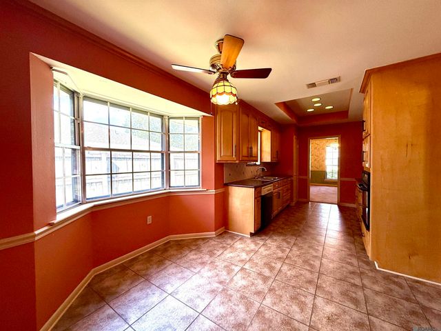 738 Bromley Dr, Baton Rouge, LA 70808
