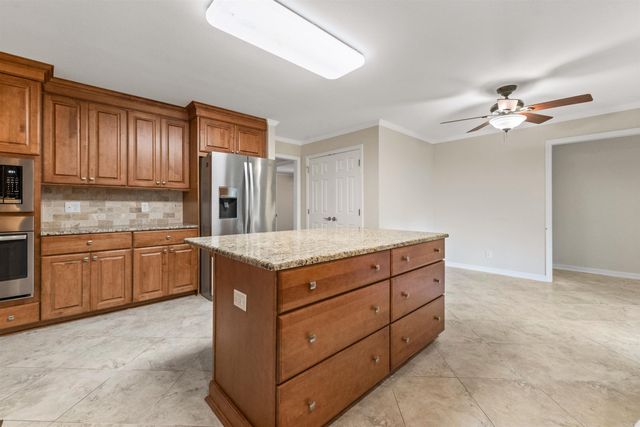 2100 Covington Drive, North Little Rock, AR 72116