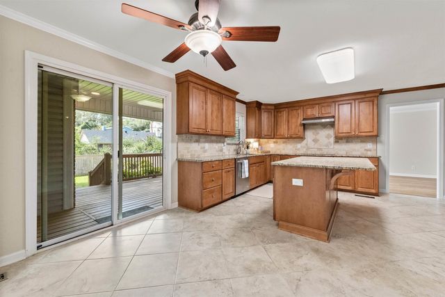 2100 Covington Drive, North Little Rock, AR 72116