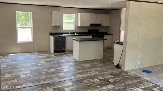 730 Gurganus Road, Maple Hill, NC 28454