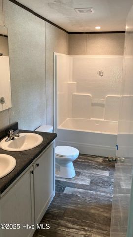 730 Gurganus Road, Maple Hill, NC 28454