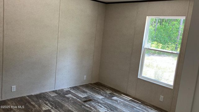 730 Gurganus Road, Maple Hill, NC 28454