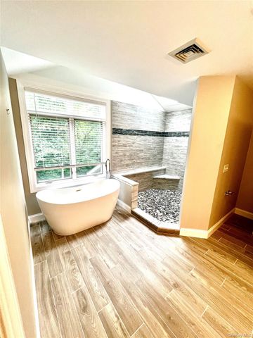 50 Cocoa Lane, Newburgh, NY 12550
