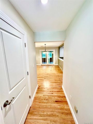 50 Cocoa Lane, Newburgh, NY 12550