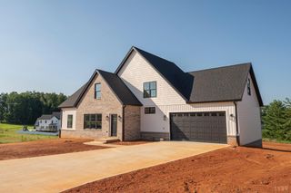 1100 Live Oak Court, Forest, VA 24551