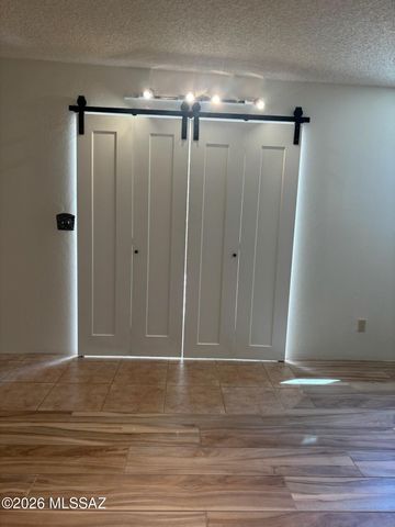 2264 E Camino Cancion, Tucson, AZ 85718