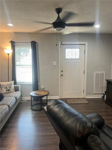 1921 Nashville AVE, Portsmouth, VA 23704