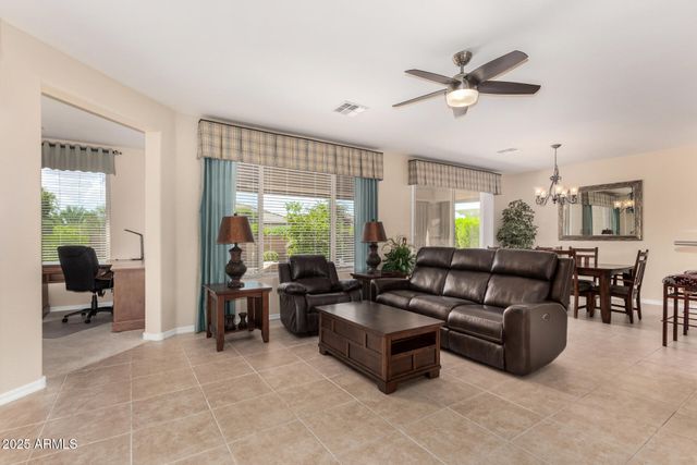 6749 W NOBLE PRAIRIE Way, Florence, AZ 85132