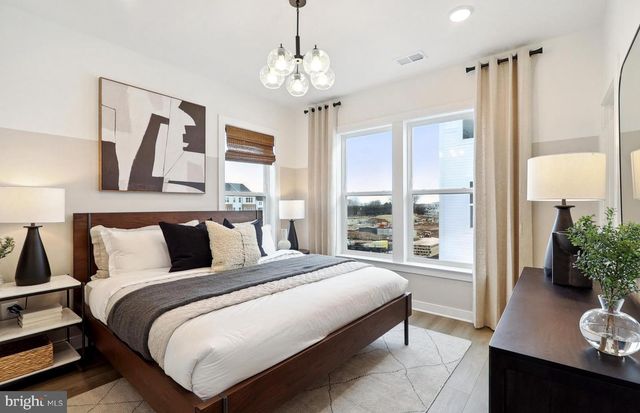 3009 NINA CLARKE DR, Rockville, MD 20850