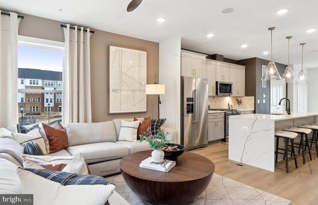 3009 NINA CLARKE DR, Rockville, MD 20850