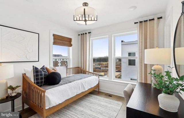 3009 NINA CLARKE DR, Rockville, MD 20850