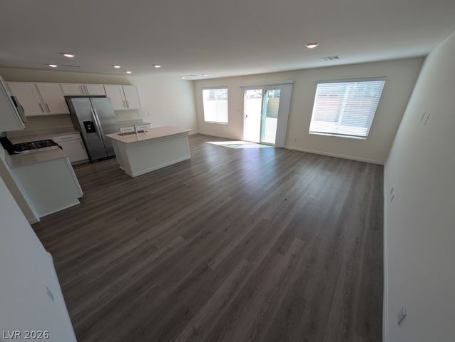 5658 Mesa Sedona Street, North Las Vegas, NV 89081