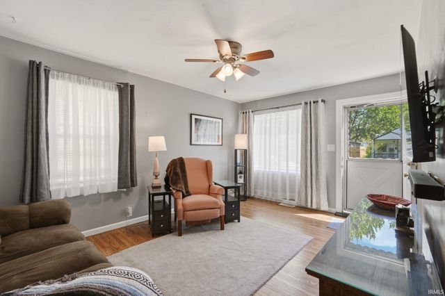 2415 Glenwood Avenue, Fort Wayne, IN 46805