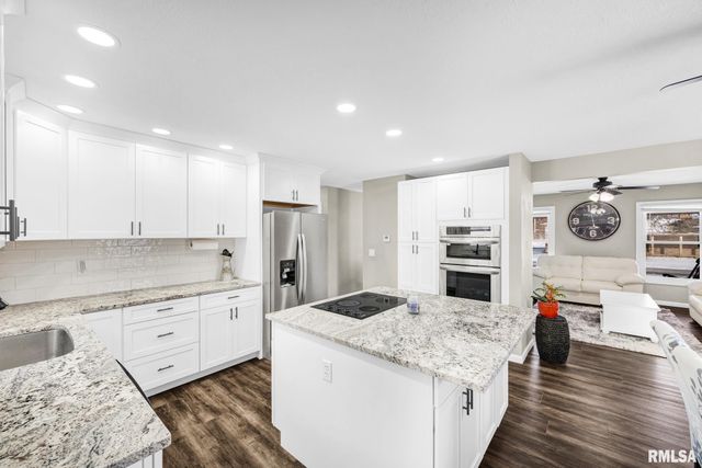 5000 E RICHLAND Avenue, Chillicothe, IL 61523