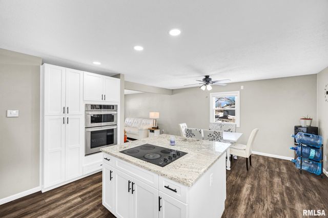 5000 E RICHLAND Avenue, Chillicothe, IL 61523