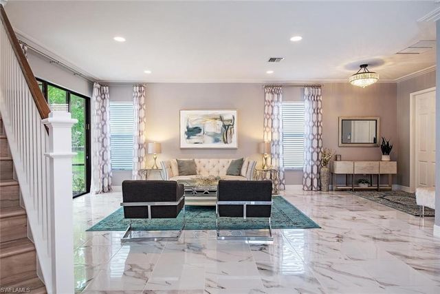 3094 HUDSON TER, Naples, FL 34119