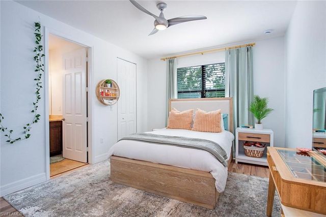 3094 HUDSON TER, Naples, FL 34119