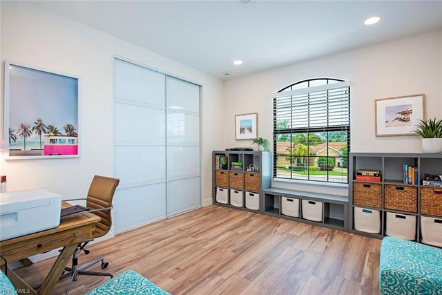 3094 HUDSON TER, Naples, FL 34119