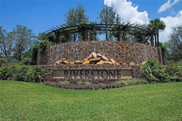 3094 HUDSON TER, Naples, FL 34119