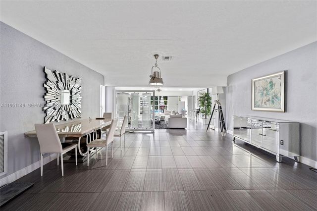 2534 Monroe St, Hollywood, FL 33020