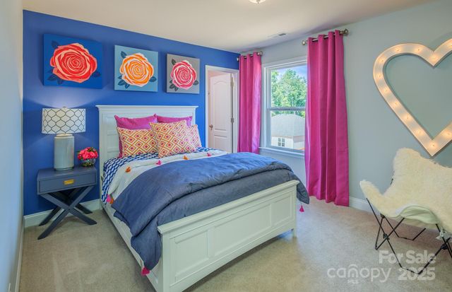 1007 High Bluff Point 250, Waxhaw, NC 28713