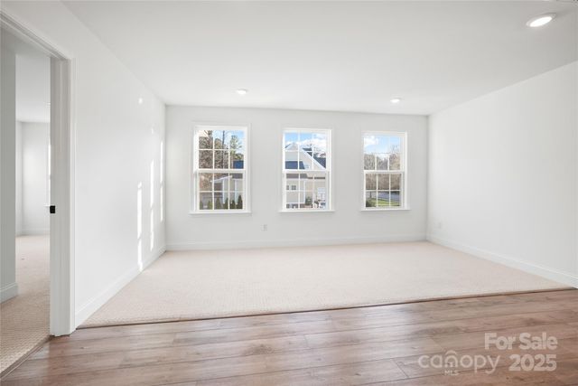 1007 High Bluff Point SE, Waxhaw, NC 28173