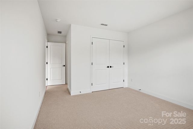 1007 High Bluff Point SE, Waxhaw, NC 28173