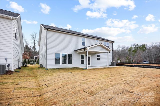 1007 High Bluff Point SE, Waxhaw, NC 28173
