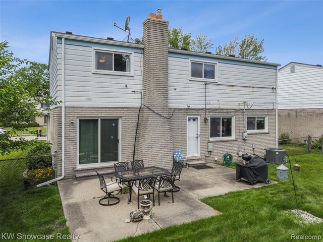 27390 Everett Street, Southfield, MI 48076