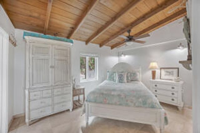 356 Buttonwood Shores Drive, Key Largo, FL 33037