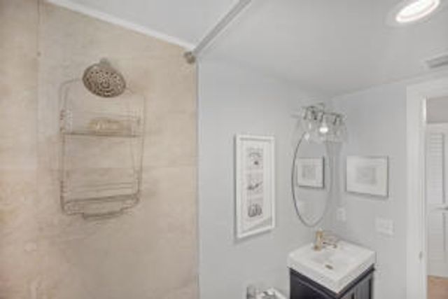 356 Buttonwood Shores Drive, Key Largo, FL 33037