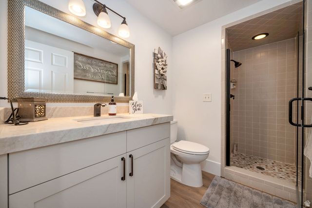 5076 S 2100 E, Holladay, UT 84117