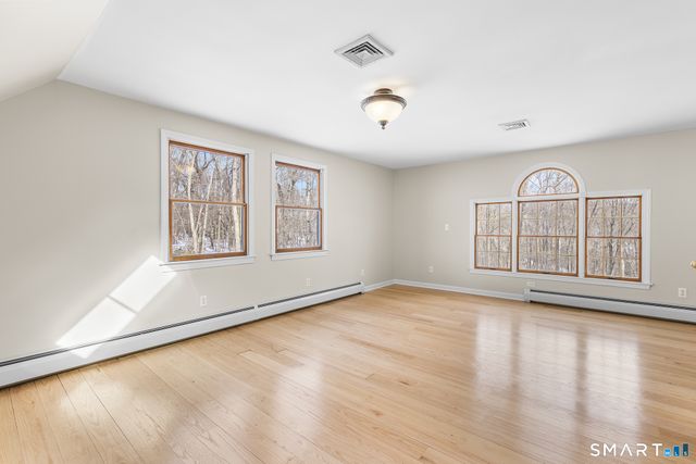 10 November Trail, Haddam, CT 06438