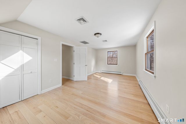 10 November Trail, Haddam, CT 06438