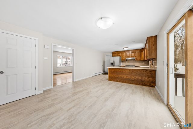 10 November Trail, Haddam, CT 06438