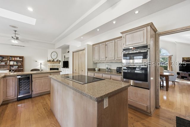 10 Off Shore, Hilton Head Island, SC 29928